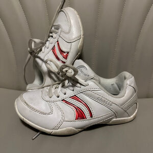 Chassé Cheer Shoes Kids White Red Athletic Sneakers Girls Size 1Y Youth